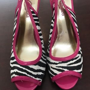 ⭐️BOGO⭐️ Candies heels